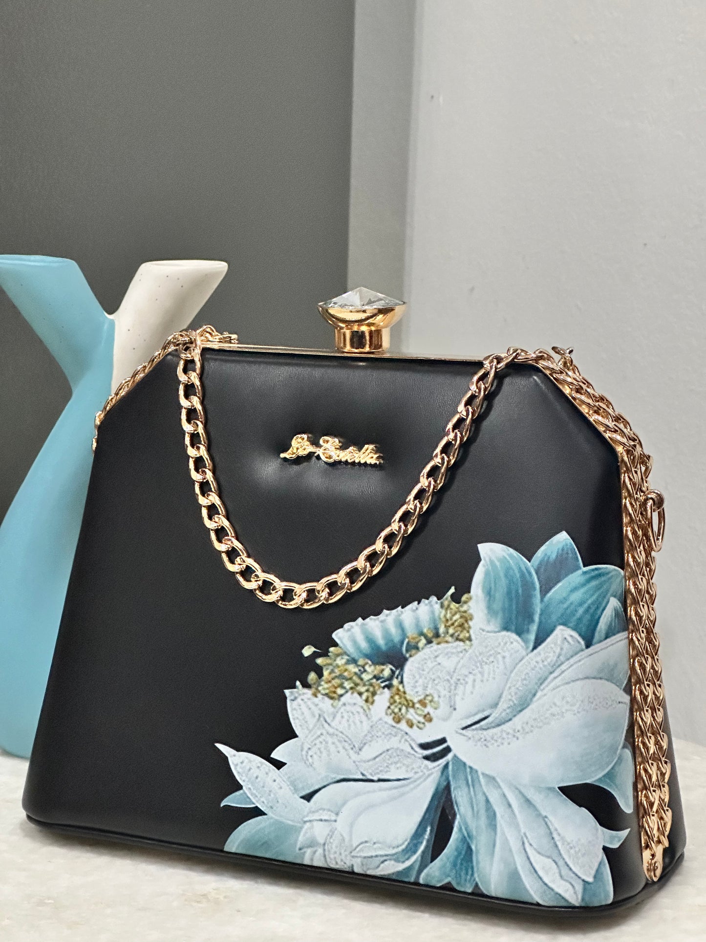 La Estella Black Clutch