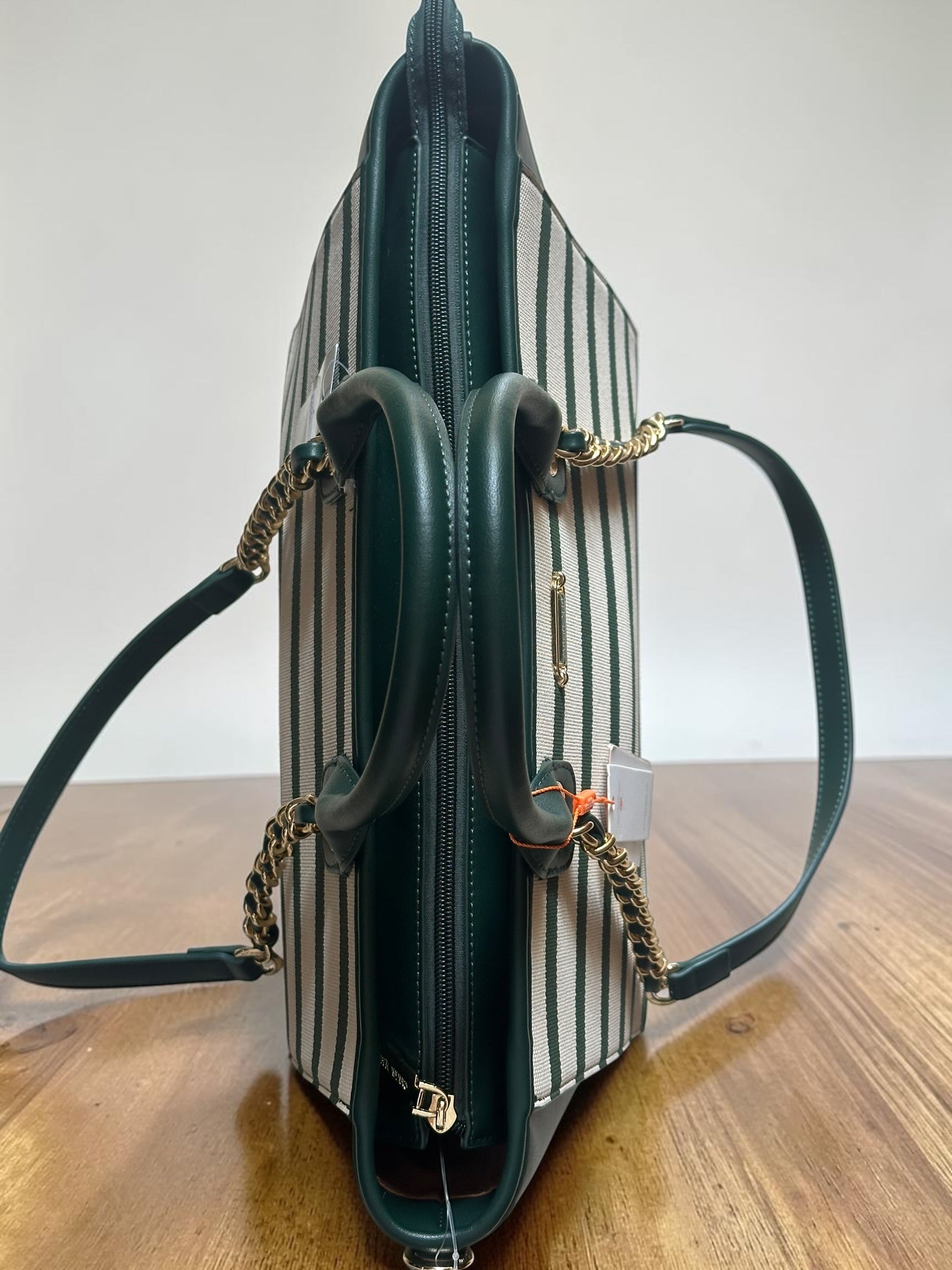 Stripes love Tote Bag