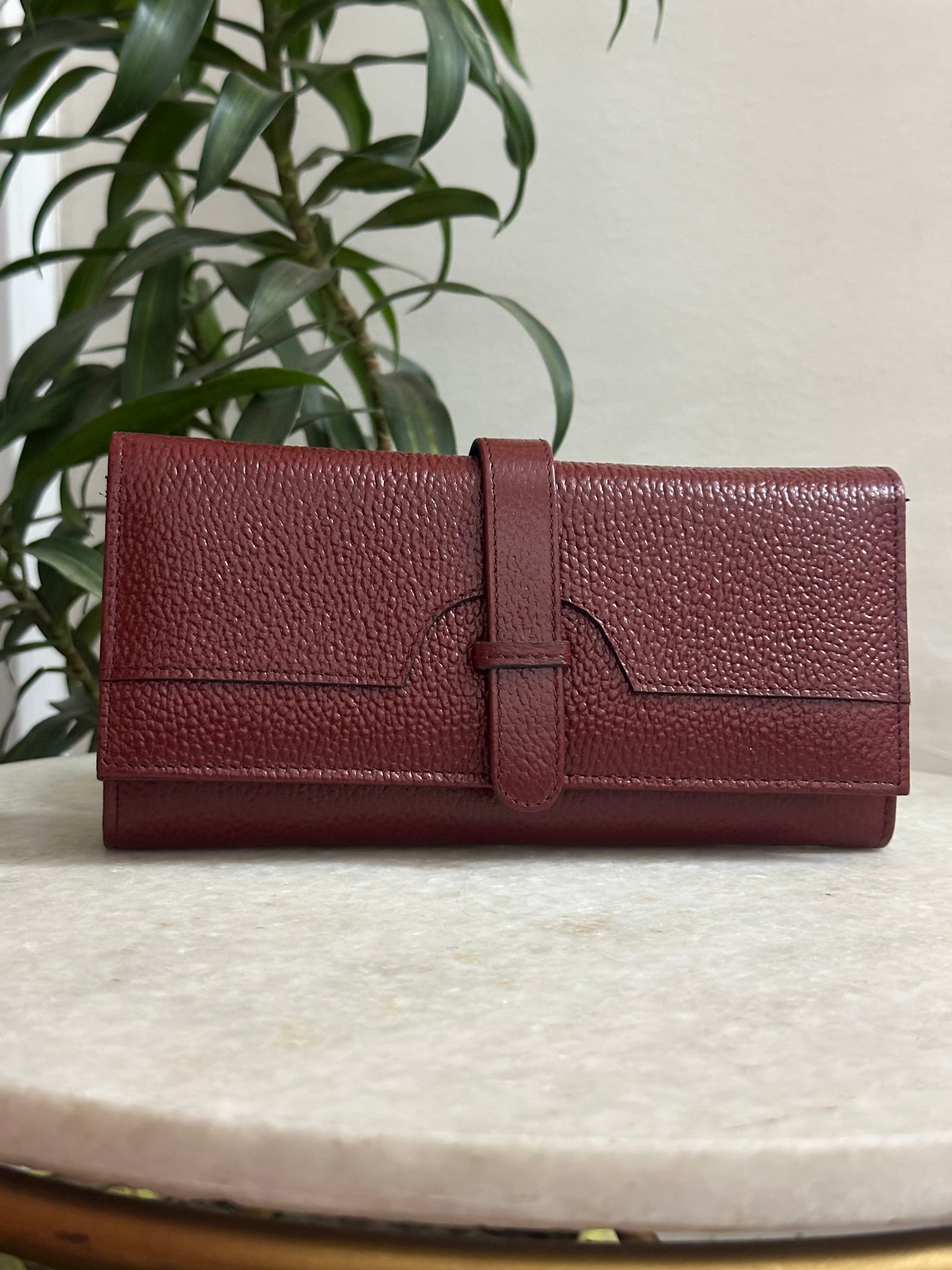 Neo Leather Pouch