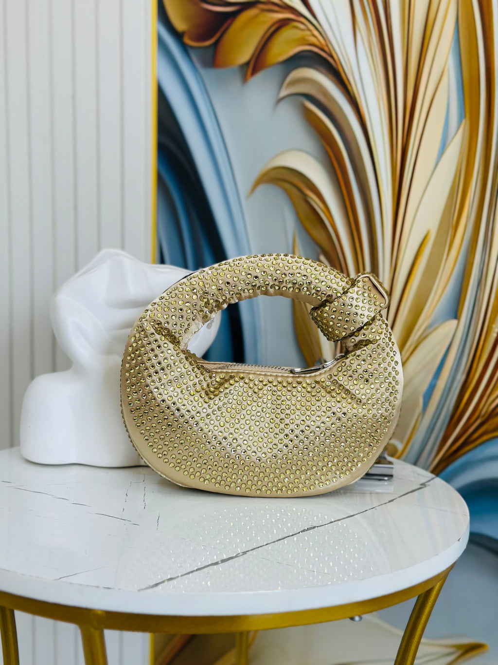 Round knot glam Purse