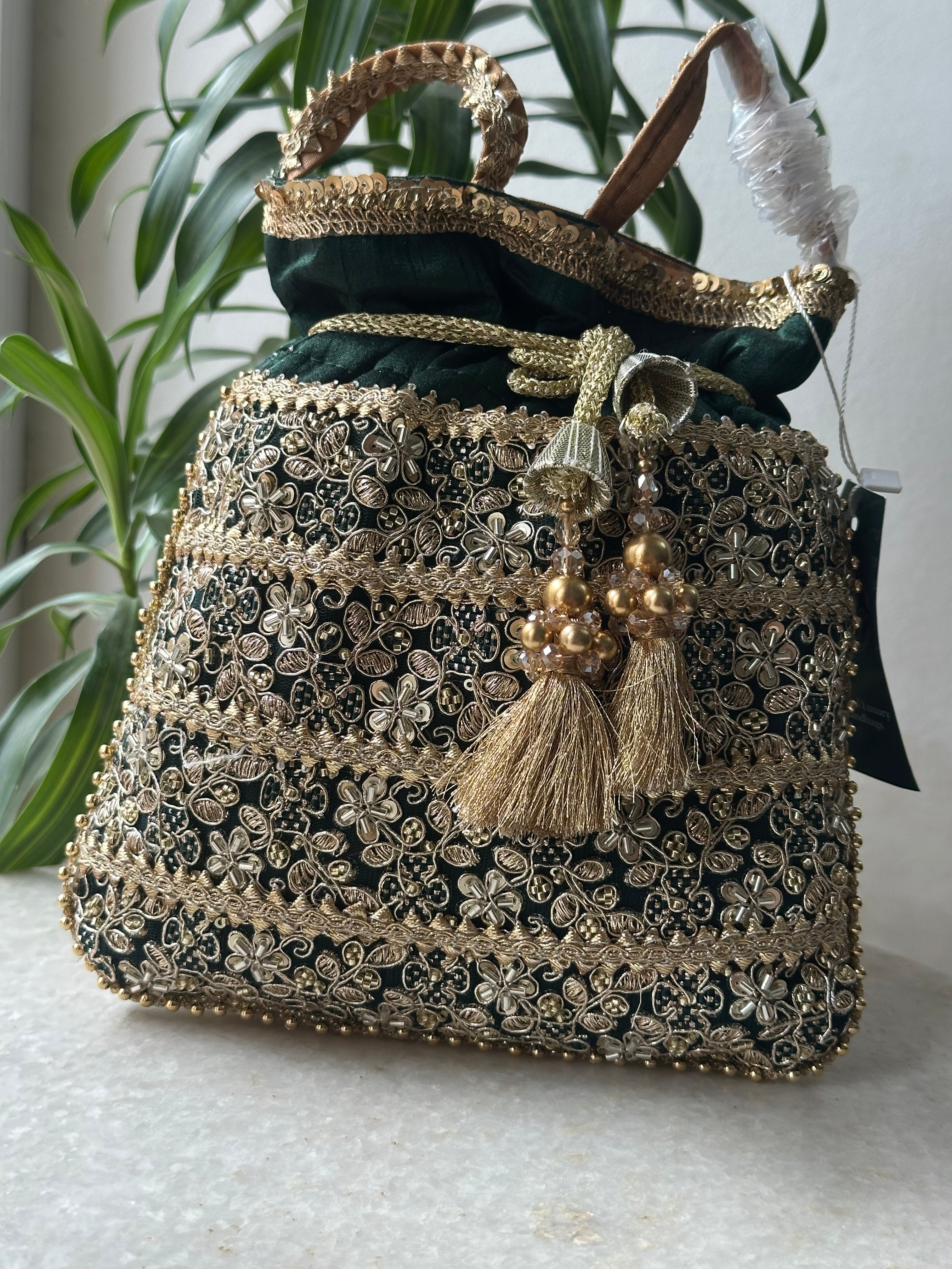 Myra Potli Bag