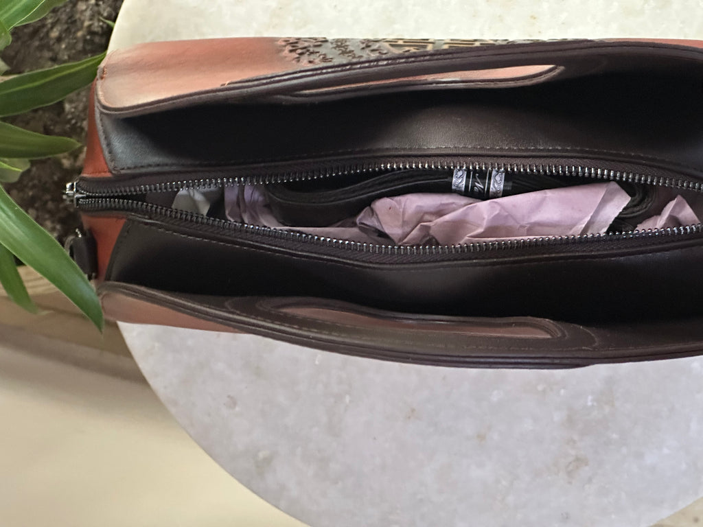 Endless knot Hobo Handbag