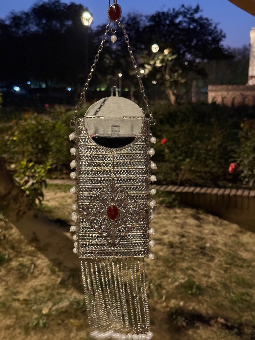 Kundan Metal Mobile Purse