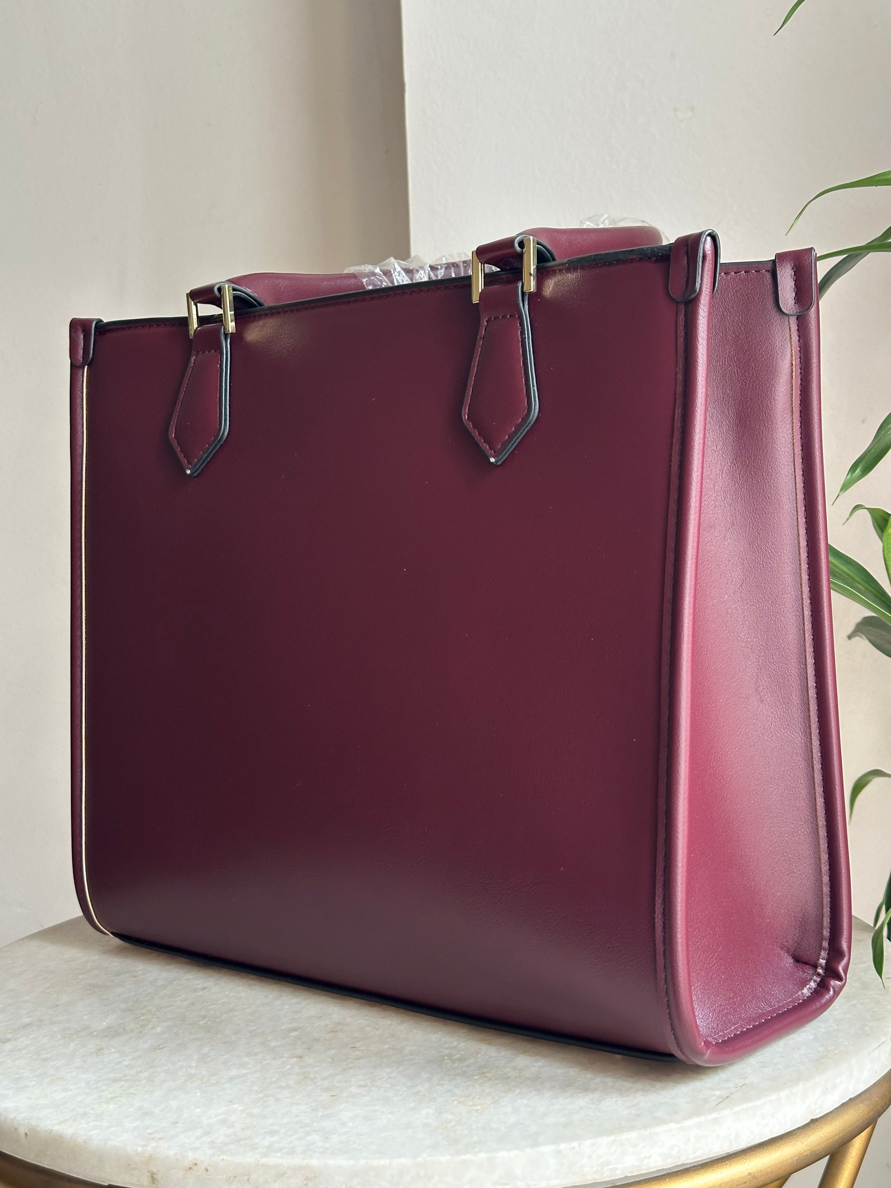 Royale Pocket Tote Bag