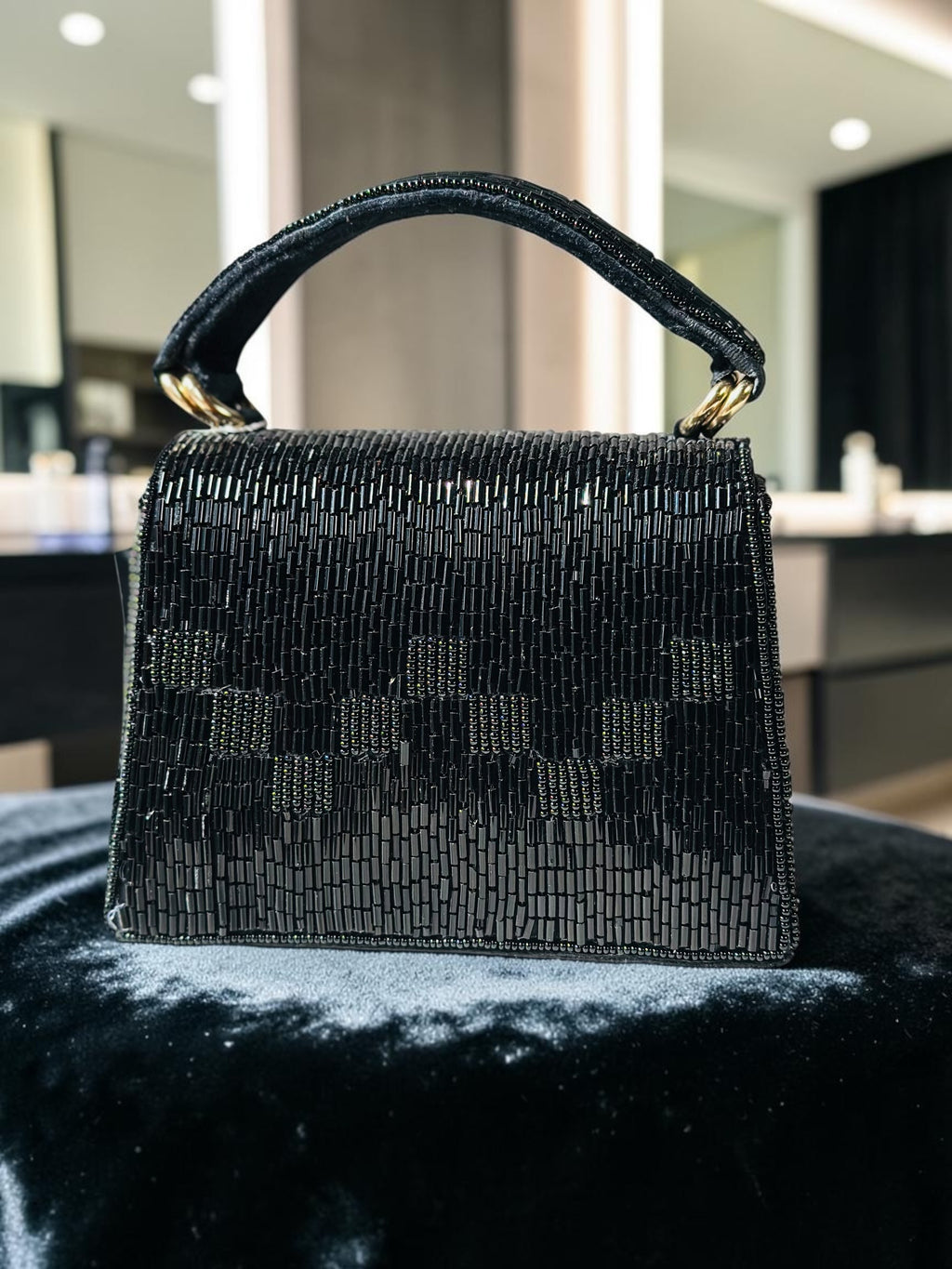 Pearl fringe Purse
