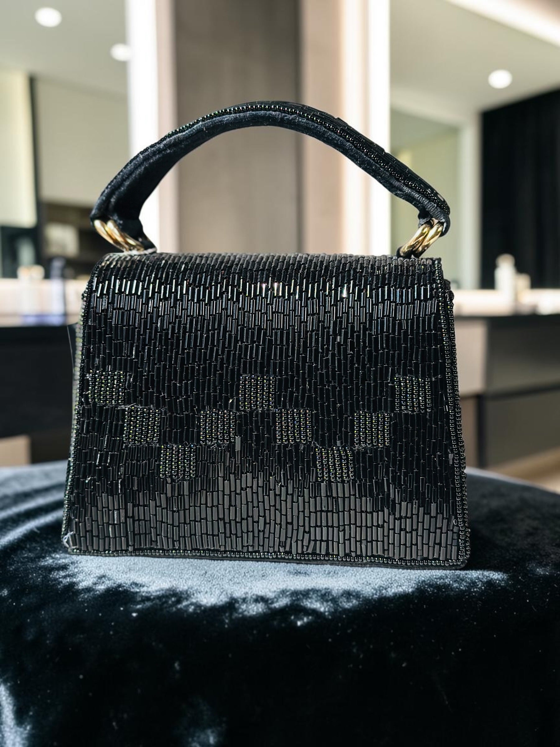 Pearl fringe Purse